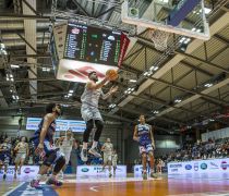 Medipolis SC Jena Eisbaeren Bremerhaven 10102021 00045